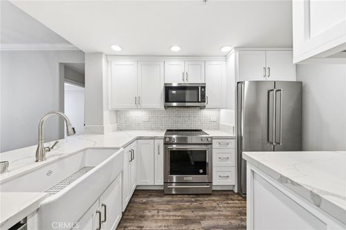 218-2243 Martin, Irvine, CA, 92612-1429 | Card Image