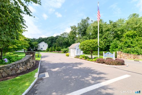 133-133 Governor Trumbull Way, Trumbull, CT, 06611-5605 | Card Image