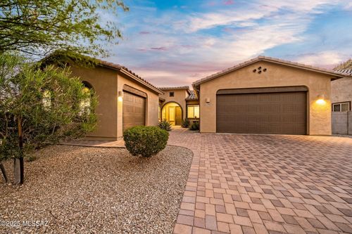 1144 S Castar Dr, Tucson, AZ, 85745-4505 | Card Image