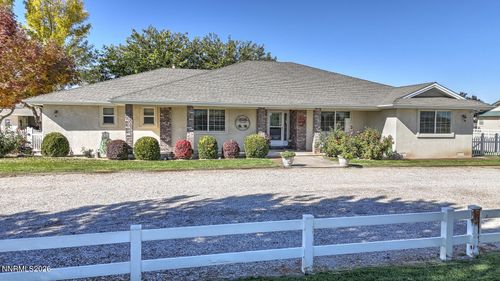 1972 Strasdin Ln, Fallon, NV, 89406-8232 | Card Image