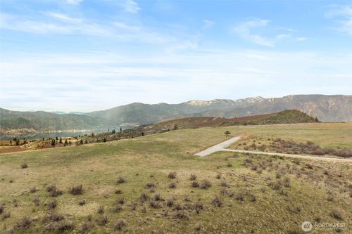 325 Rancho Perri Ln, Chelan, WA, 98816 | Card Image