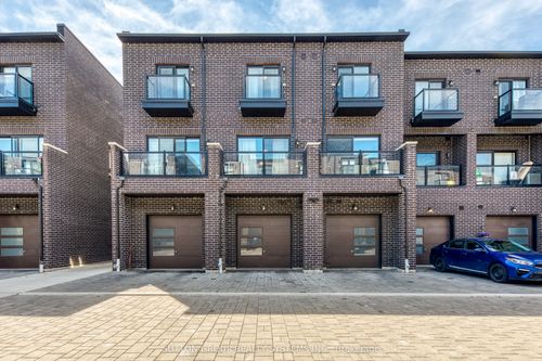 upper-1-1774A Lawrence Ave W, Toronto, ON, M6L0A3 | Card Image