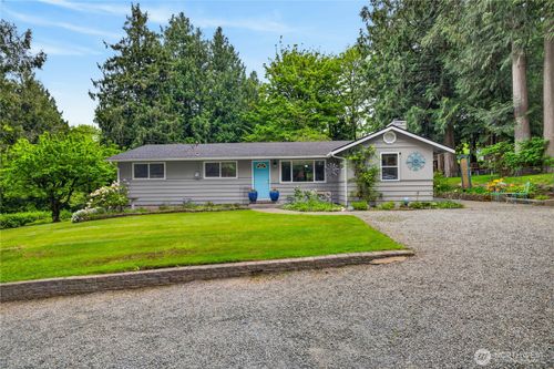 1300 Woodland Dr, Mount Vernon, WA, 98274-8955 | Card Image