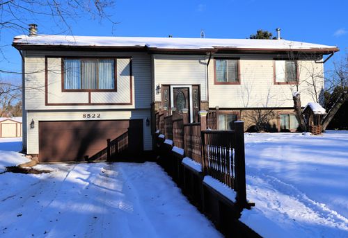 8522 Tim Tam Trl, Flushing, MI, 48433-8805 | Card Image