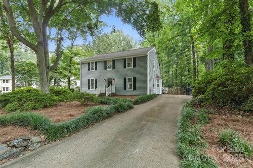 1517 E Barden Rd, Charlotte, NC, 28226-5831 | Card Image
