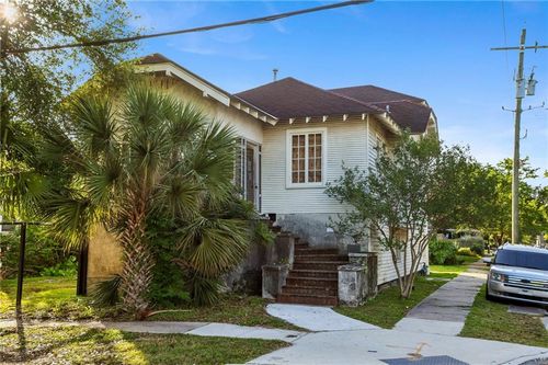 2201 Dante St, New Orleans, LA, 70118-2956 | Card Image