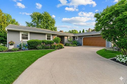 1866 Cliffview Court, OSHKOSH, WI, 54901 | Card Image