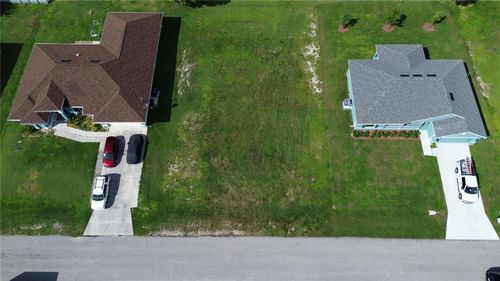 33-2045 Ne 24th Ter, Cape Coral, FL, 33909-4523 | Card Image