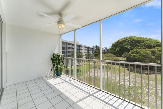 APT-409 - 2650 S Course Dr, Condo with 2 bedrooms, 2 bathrooms and null parking in Pompano Beach FL | Image 6