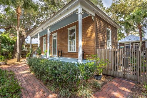 151 Dr Frederick S Humphries St, Apalachicola, FL, 32320-1409 | Card Image