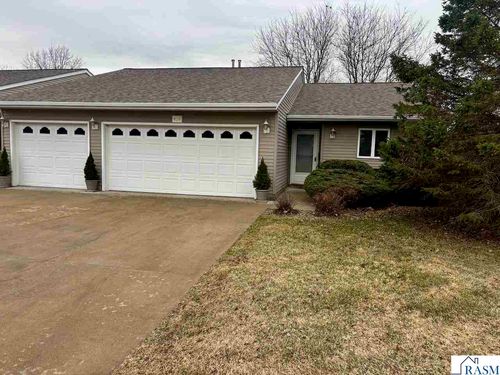 404 N Welco Avenue, St. Peter, MN, 56082 | Card Image