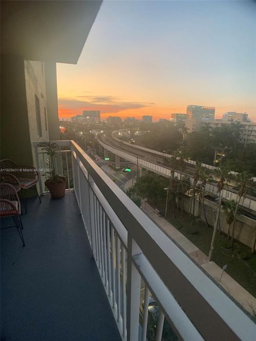 apt-802-816 Nw 11th St, Miami, FL, 33136-3121 | Card Image