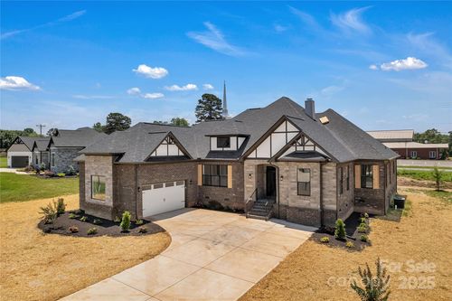 106 Kelly Marie Ct, Kings Mountain, NC, 28086-7774 | Card Image