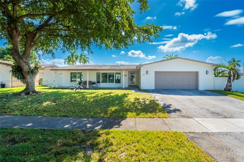 2130 Nw 106th Avenue, Pembroke Pines, FL, 33026 | Card Image
