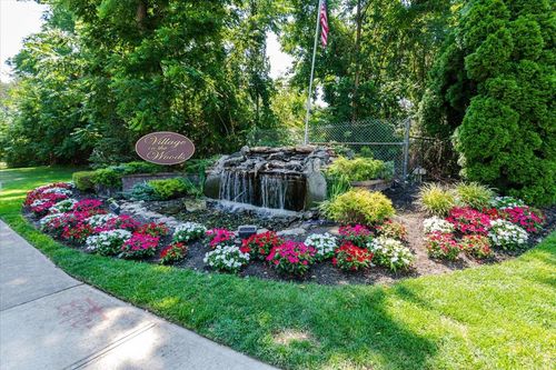 7-7 Hemlock Ct, Selden, NY, 11784-3916 | Card Image