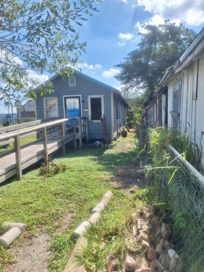 607 W Monroe Ave, House other with 3 bedrooms, 1 bathrooms and null parking in Harlingen TX | Image 4