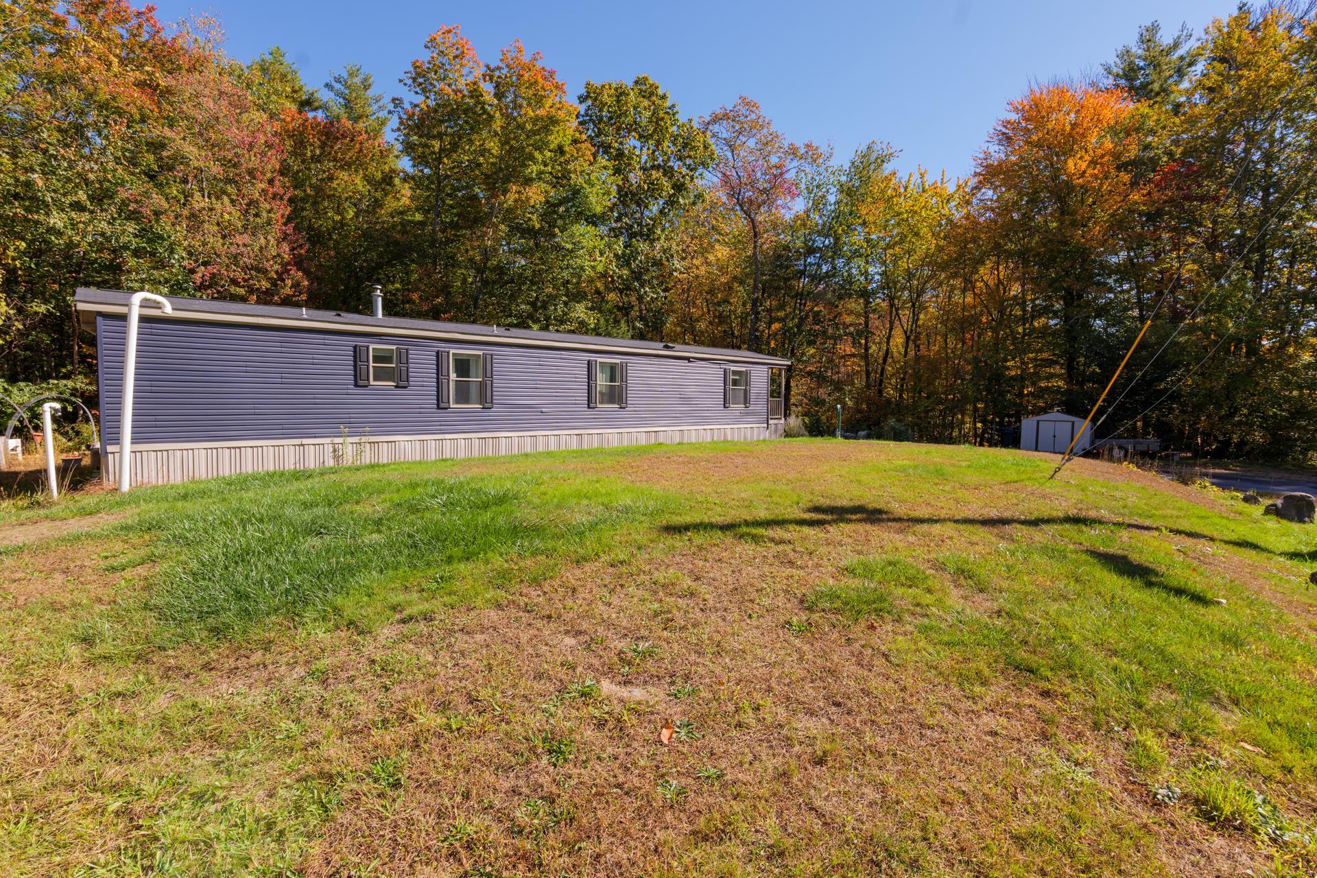 Judith St, Danville, NH 03819
