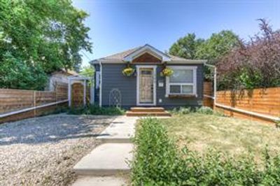 1505 4 St Ne, House detached with 2 bedrooms, 1 bathrooms and 2 parking in Calgary AB | Image 1