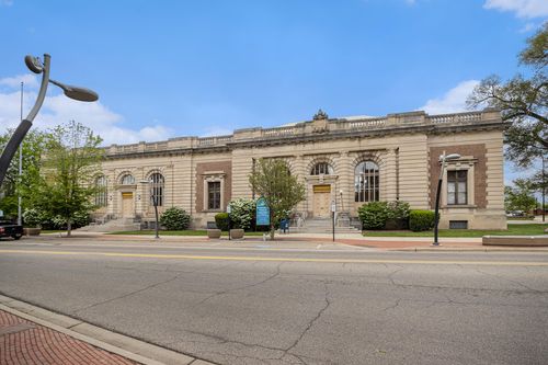 ste-90b-77 Michigan Ave E, Battle Creek, MI, 49017-7043 | Card Image