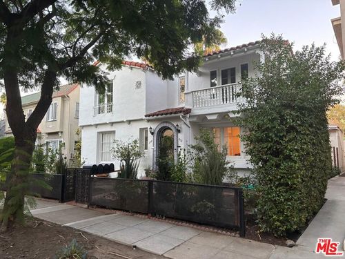 232 N La Peer Dr, Beverly Hills, CA, 90211-1612 | Card Image