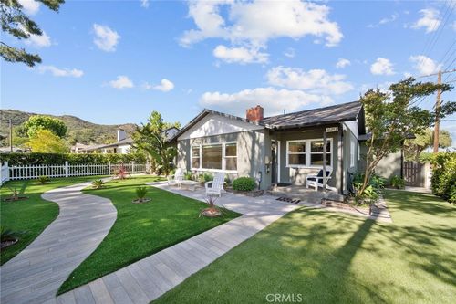 10257 Mcvine Ave, Sunland, CA, 91040 | Card Image