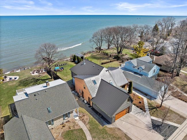 2533 Lakeshore Dr, House other with 5 bedrooms, 3 bathrooms and null parking in Sheboygan WI | Image 74