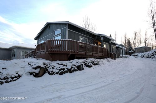 16618 Eleonora St, Eagle River, AK, 99577-7615 | Card Image