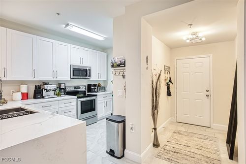 apt-105-11021 Gulf Reflections Dr, FORT MYERS, FL, 33908-8518 | Card Image