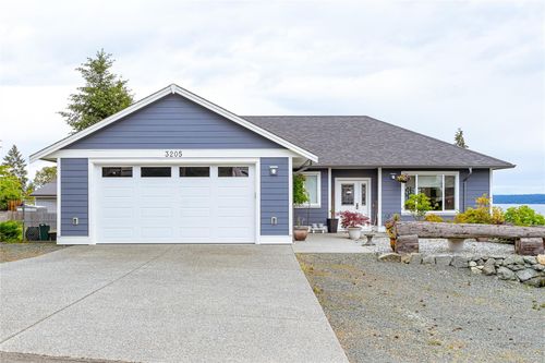 3205 Douglas St, Chemainus, BC, V0R1K2 | Card Image