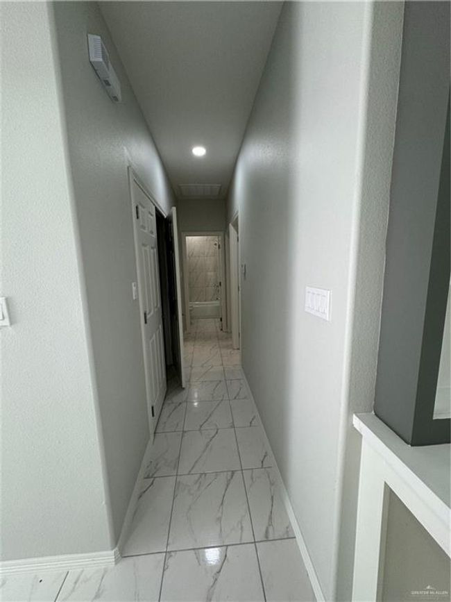 APT-2 - 3507 S Dominique Dr, Condo with 3 bedrooms, 2 bathrooms and 2 parking in Pharr TX | Image 7