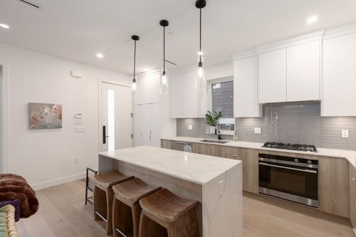 4372 W 13th Ave, Vancouver, BC, V6R2T9 | Card Image
