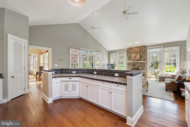 10027 John S Mosby Hwy, Home with 7 bedrooms, 8 bathrooms and null parking in Upperville VA | Image 25