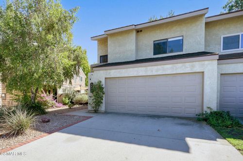 3011 Marigold Pl, Thousand Oaks, CA, 91360-6318 | Card Image
