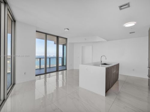 3301-2900 Ne 7th Ave, Miami, FL, 33137-4449 | Card Image