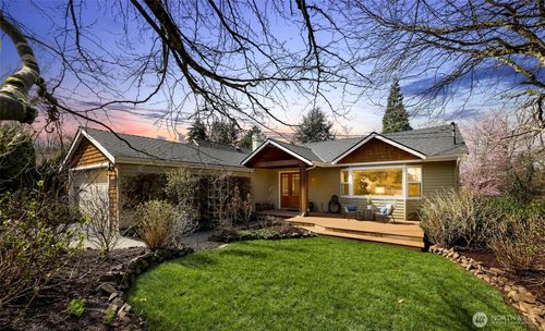 403 Slater St S, Kirkland, WA, 98033-6742 | Card Image