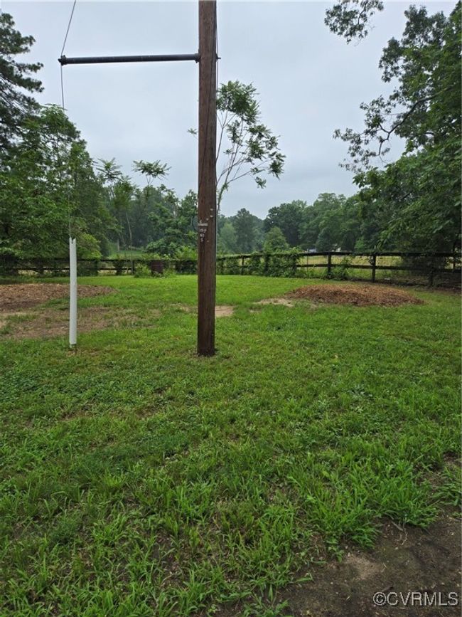 Backyard | Image 7