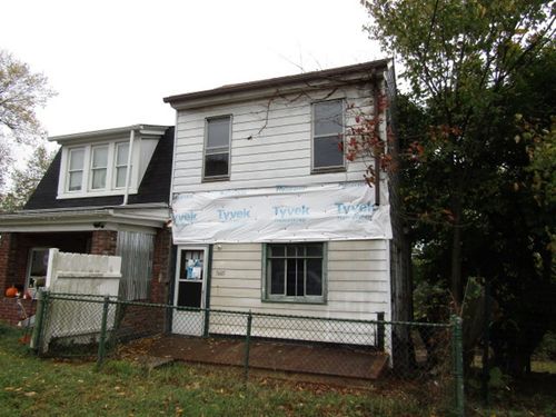 5605 Celadine St, Pittsburgh, PA, 15201-2221 | Card Image