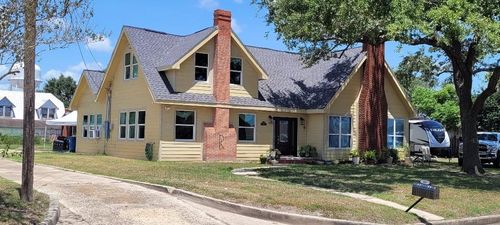 405 E Purisima St, Refugio, TX, 78377-3146 | Card Image