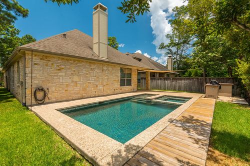 7 E Deer River Cir, The Woodlands, TX, 77389-4950 | Card Image