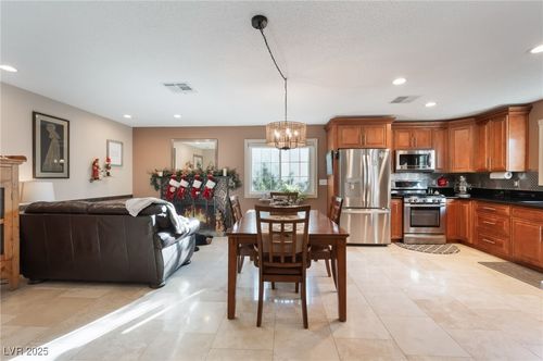 3933 Avocado Dr, Las Vegas, NV, 89103-2251 | Card Image