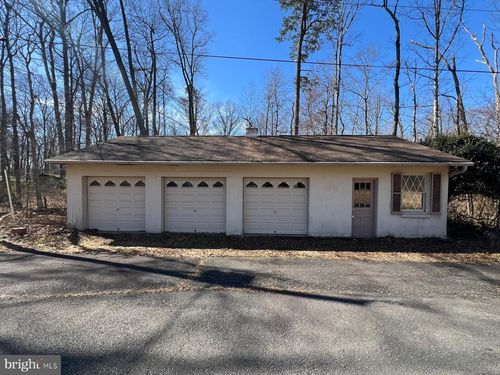 5709 Turner Rd, BROAD RUN, VA, 20137-2216 | Card Image