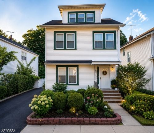 16 Rosedale Ave, Montclair, NJ, 07042-3491 | Card Image