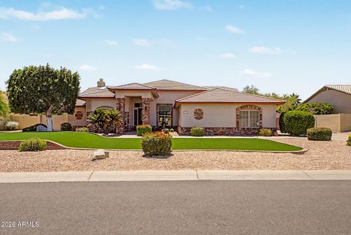4637 W Misty Willow Ln, Glendale, AZ, 85310-3945 | Card Image