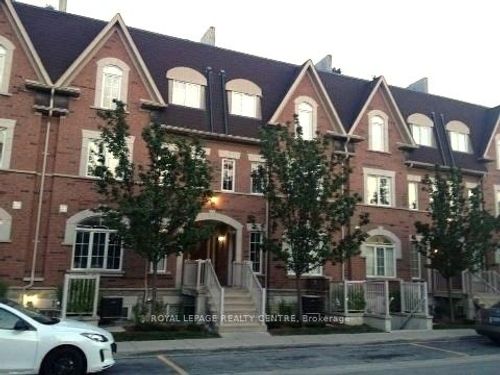 {{alt}} | Card Image