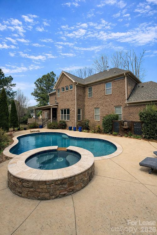 208 Pumpkin Seed Ct, Matthews, NC, 28104-0006 | Card Image