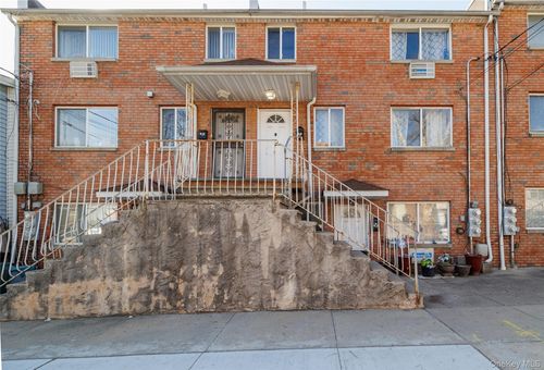 15-06 124th St, College Point, NY, 11356-2206 | Card Image