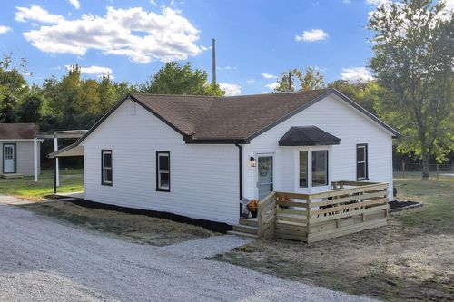 7241 State Route 56 E, Circleville, OH, 43113-9356 | Card Image