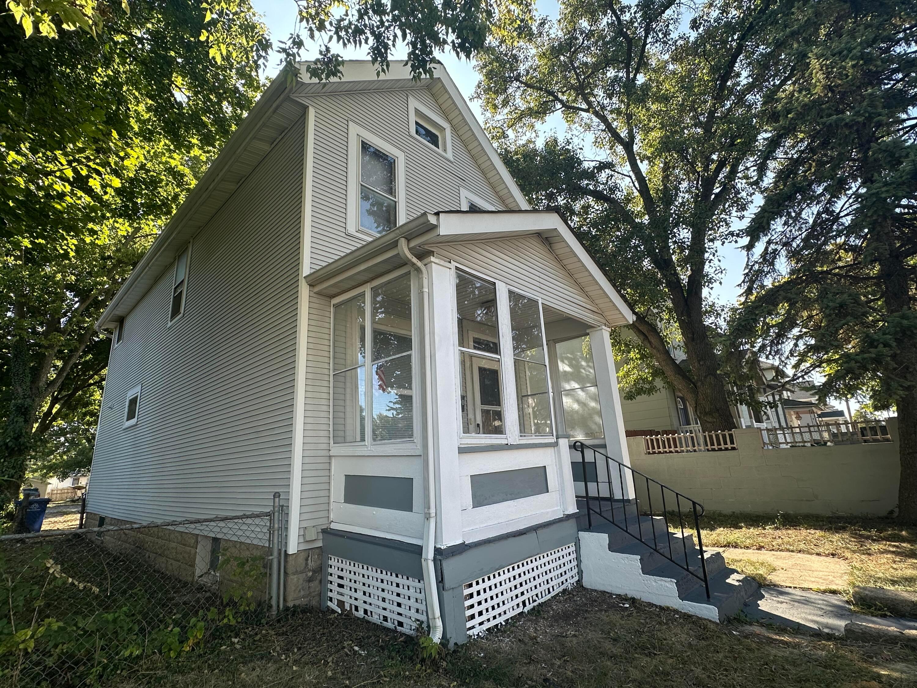 Harris Ave, Columbus, OH 43204