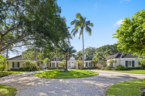 26 Country Rd, Village Of Golf, FL, 33436-5607 | Card Image