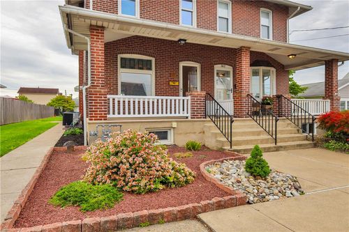 364 E 11th St, NORTHAMPTON, PA, 18067-1737 | Card Image